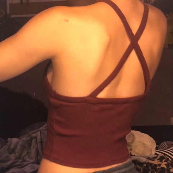 KENDALL AND KYLIE MAROON LACE FRONT CROP TOP - Picture 4 of 4